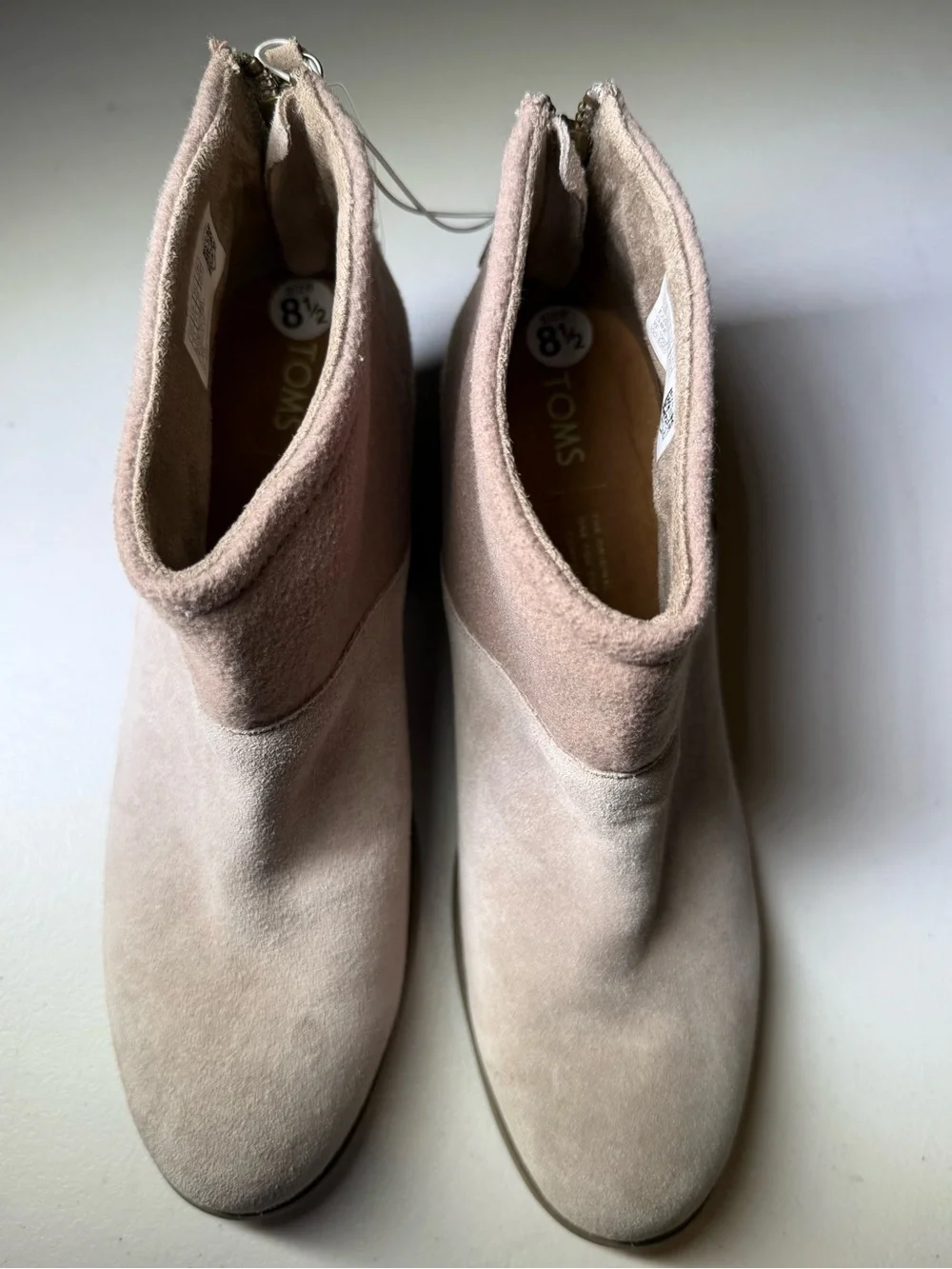 TOMS Sz 8.5 